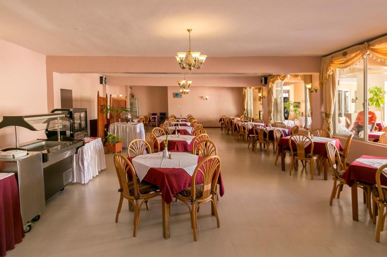 Fahari Gardens Hotel Nairobi Exterior photo